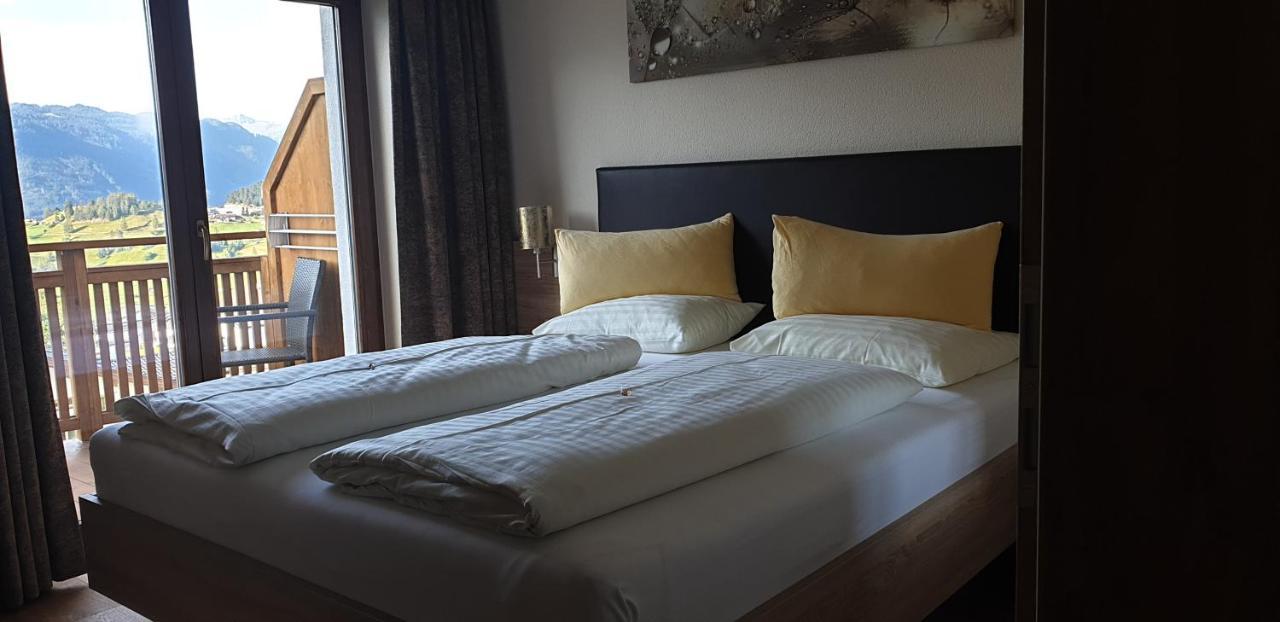 Hotel Montana Fiss Bagian luar foto