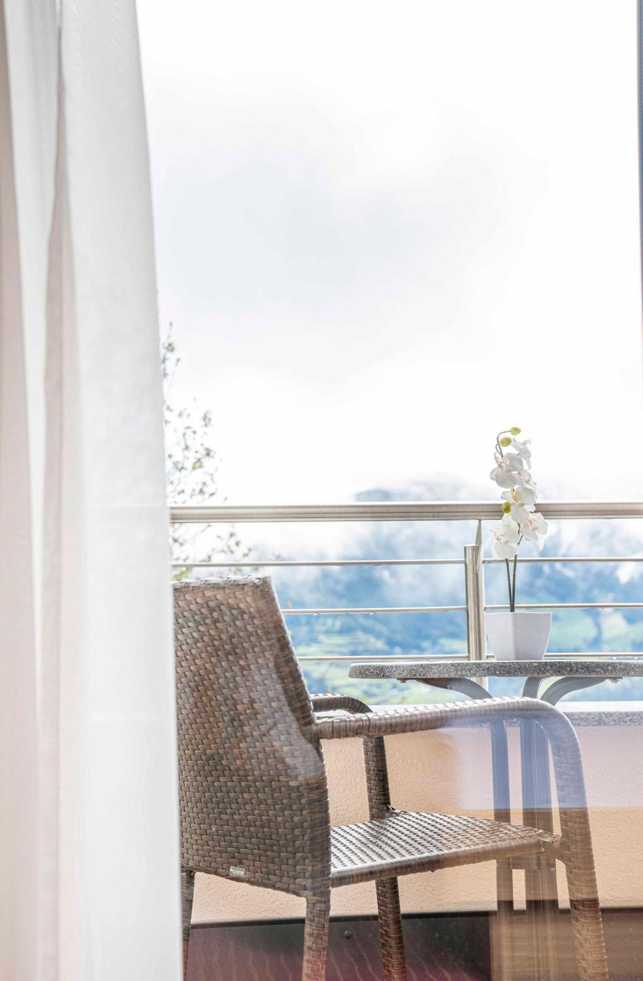 Hotel Montana Fiss Bagian luar foto