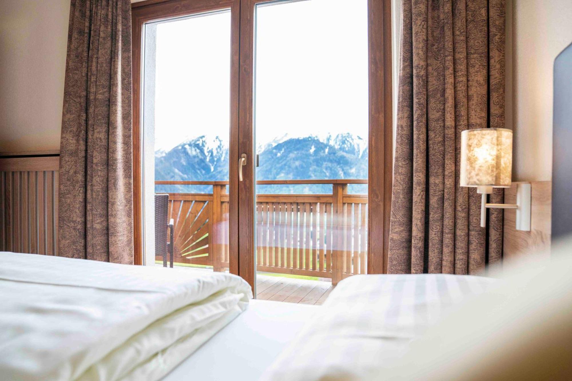 Hotel Montana Fiss Bagian luar foto